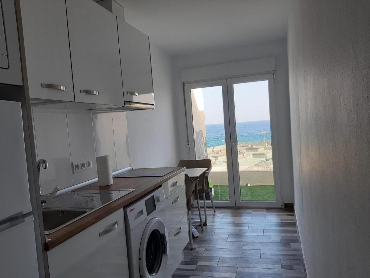 Apartamento Muelle Pozo Izquierdo Luaran gambar