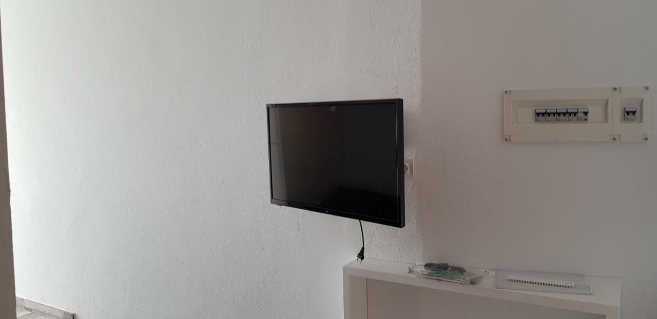 Apartamento Muelle Pozo Izquierdo Luaran gambar