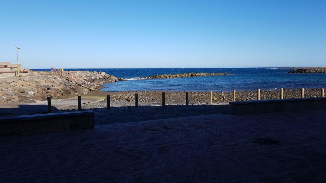 Apartamento Muelle Pozo Izquierdo Luaran gambar