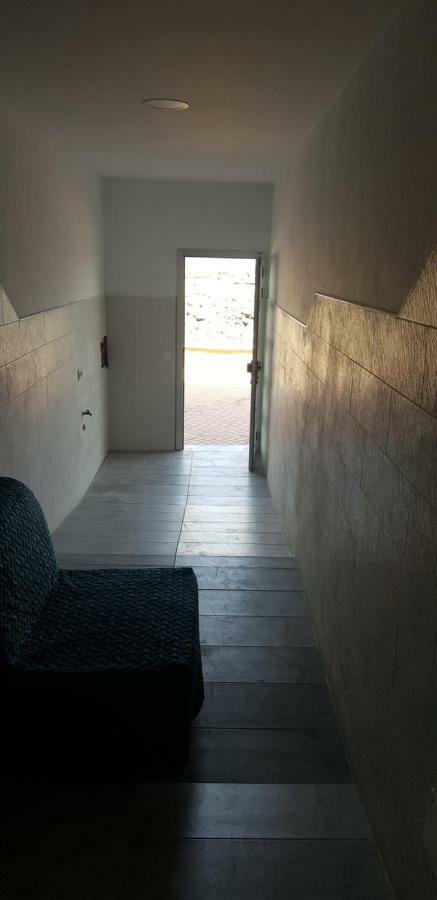 Apartamento Muelle Pozo Izquierdo Luaran gambar